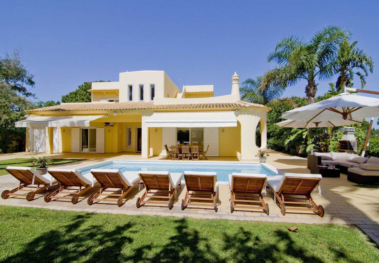 Villa in Almancil - Villa Jasmim | 4 Bedrooms | Sun Kissed | Almancil