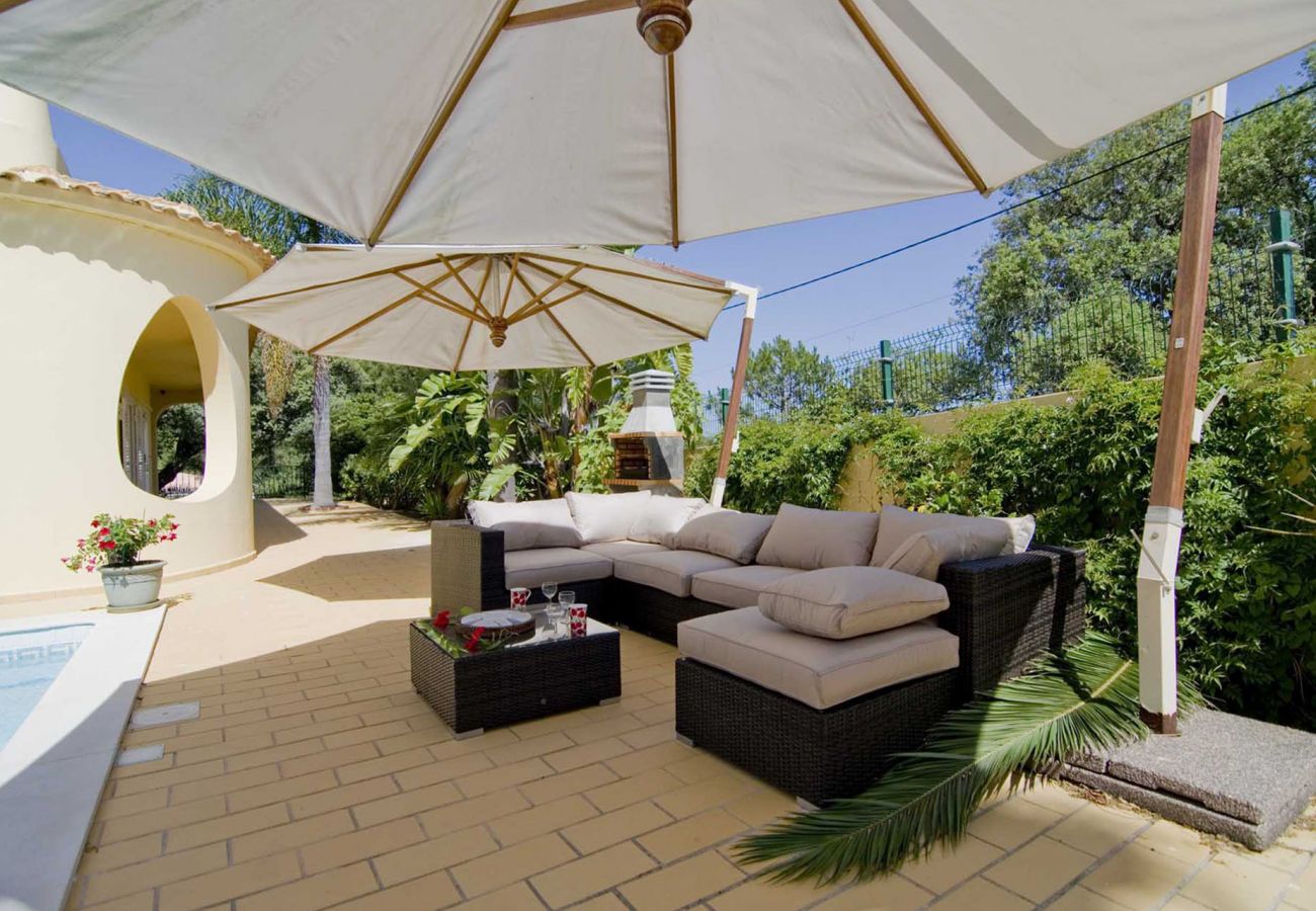 Villa in Almancil - Villa Jasmim | 4 Bedrooms | Sun Kissed | Almancil