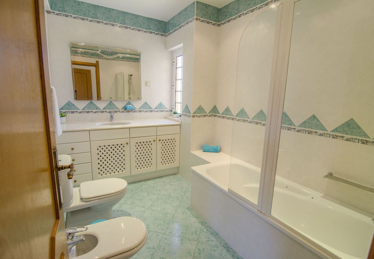 Villa in Quinta do Lago - Villa Lira | 6 bedrooms | Spacious | Quinta do Lago