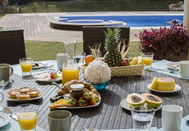 Villa in Almancil - Villa Mar | 5 Bedrooms | Great Pool & Spa | Quinta do Mar Villa in Almancil - Villa Mar | 5 Bedrooms | Great Pool & Spa | Quinta do Mar