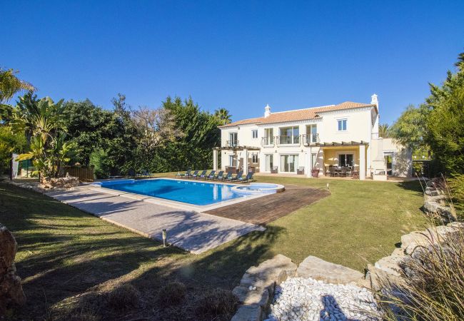 Villa in Almancil - Villa Mar | 5 Bedrooms | Great Pool & Spa | Quinta do Mar Villa in Almancil - Villa Mar | 5 Bedrooms | Great Pool & Spa | Quinta do Mar