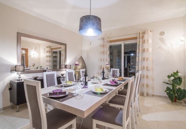 Villa in Almancil - Villa Mar | 5 Bedrooms | Great Pool & Spa | Quinta do Mar Villa in Almancil - Villa Mar | 5 Bedrooms | Great Pool & Spa | Quinta do Mar