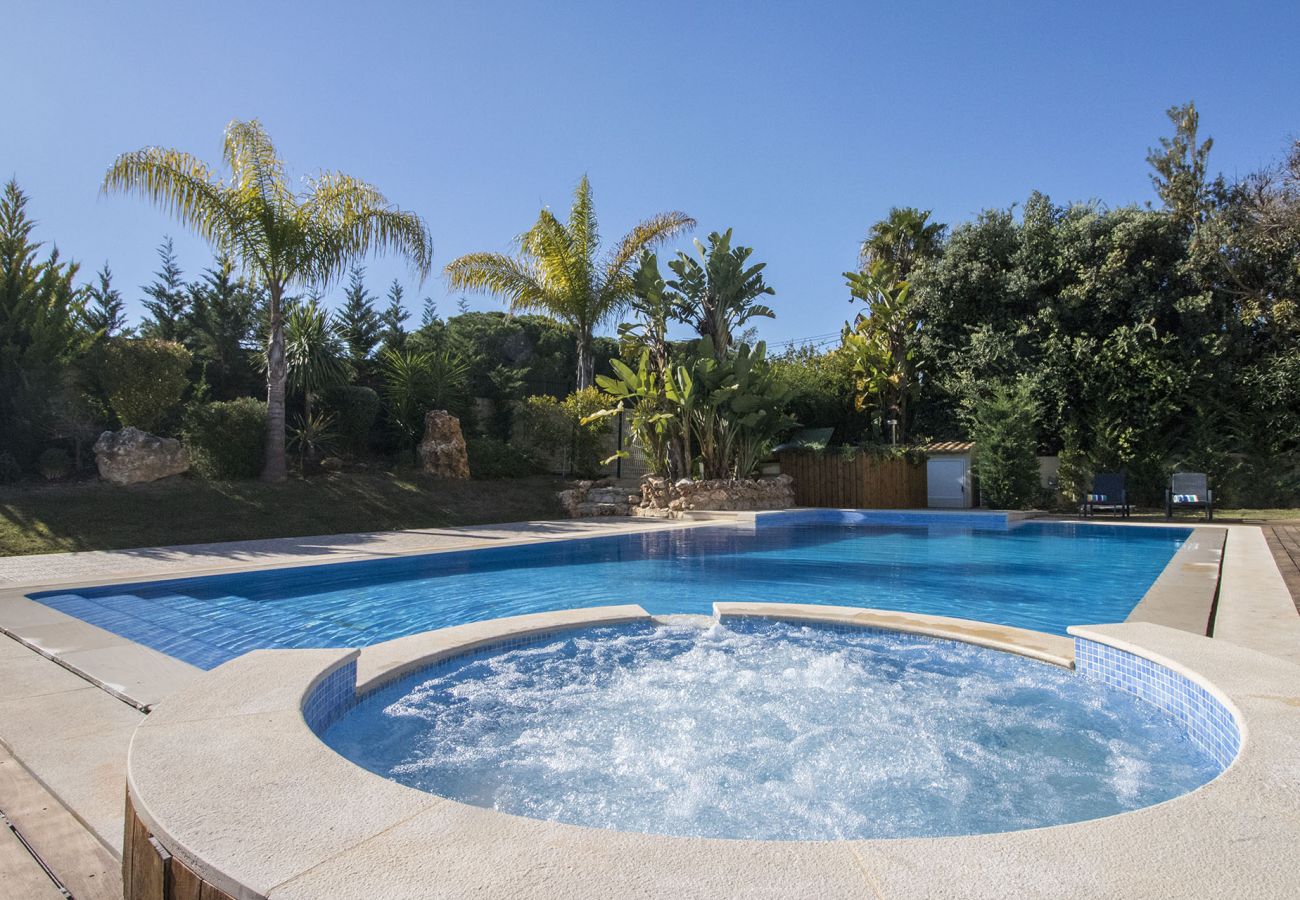 Villa in Almancil - Villa Mar | 5 Bedrooms | Great Pool & Spa | Quinta do Mar