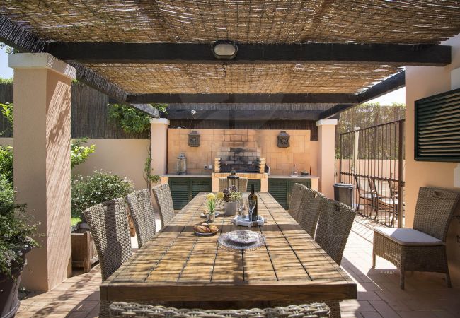 Villa in Vilamoura - Villa Rubi | 6 Bedrooms | Golf Views | Vilamoura Villa in Vilamoura - Villa Rubi | 6 Bedrooms | Golf Views | Vilamoura