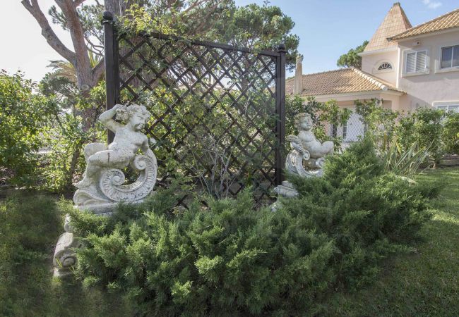 Villa in Vilamoura - Villa Rubi | 6 Bedrooms | Golf Views | Vilamoura Villa in Vilamoura - Villa Rubi | 6 Bedrooms | Golf Views | Vilamoura