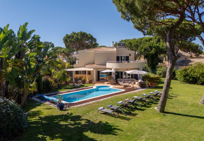 Villa in Vilamoura - Villa Rubi | 6 Bedrooms | Golf Views | Vilamoura