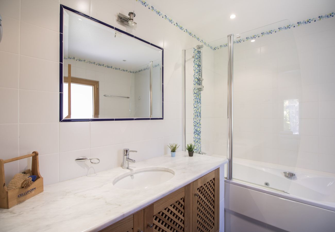 Villa in Almancil - Villa Valentina | 5 Bedrooms | Super Quiet | Quinta do Mar
