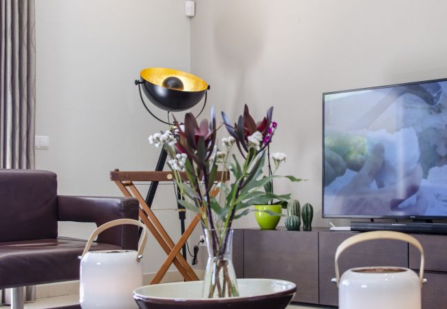 Villa in Loulé - Villa Vista | 4 Bedrooms | Beautiful Panoramic Views | Goldra Villa in Loulé - Villa Vista | 4 Bedrooms | Beautiful Panoramic Views | Goldra