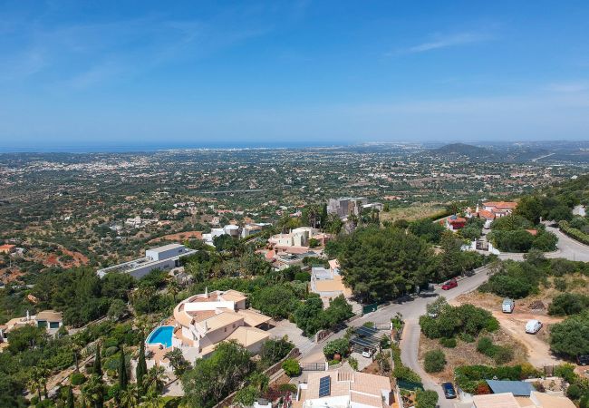 Villa in Loulé - Villa Vista | 4 Bedrooms | Beautiful Panoramic Views | Goldra Villa in Loulé - Villa Vista | 4 Bedrooms | Beautiful Panoramic Views | Goldra
