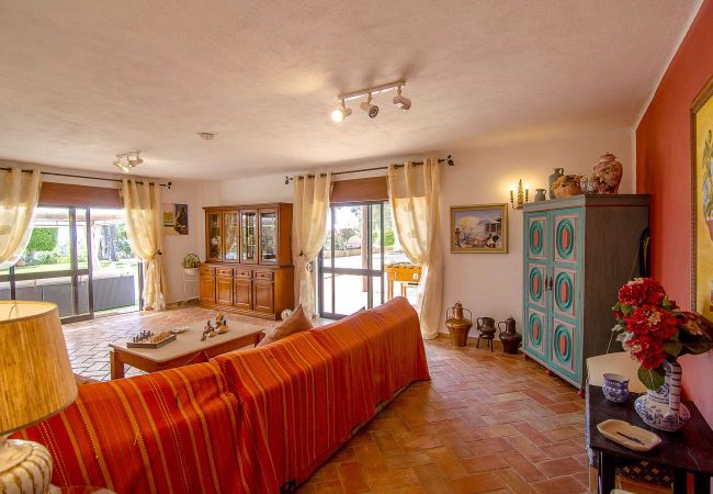 Villa in Loulé - Casa da Avó | 6 Bedrooms | Countryside | Almancil