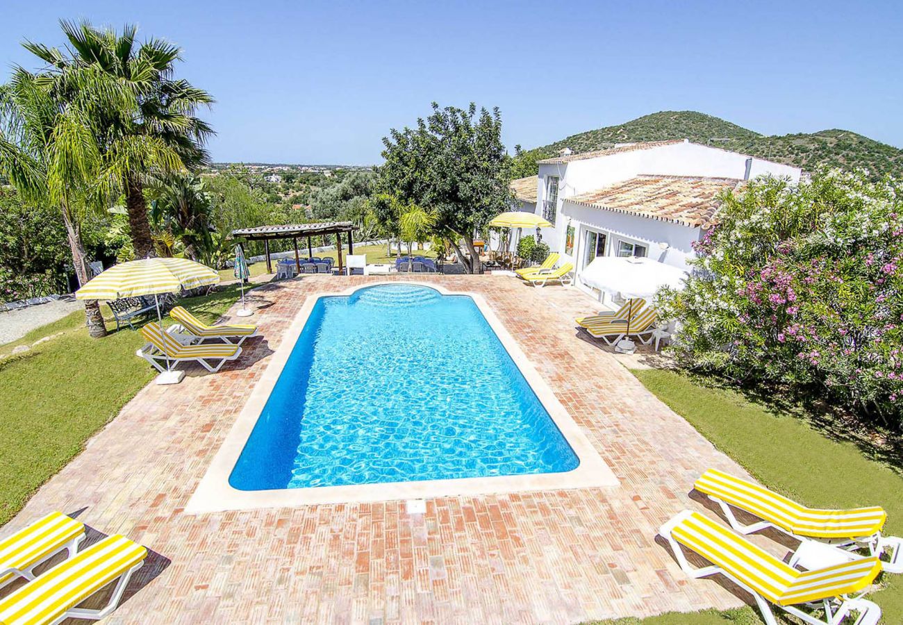 Villa in Almancil - Quinta da Ilda | 6 Bedrooms | Typical House | Almancil