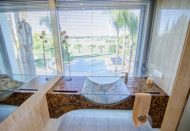 Villa in Vilamoura - Villa Laguna | 6 Bedrooms | Elegant | Vilamoura Villa in Vilamoura - Villa Laguna | 6 Bedrooms | Elegant | Vilamoura