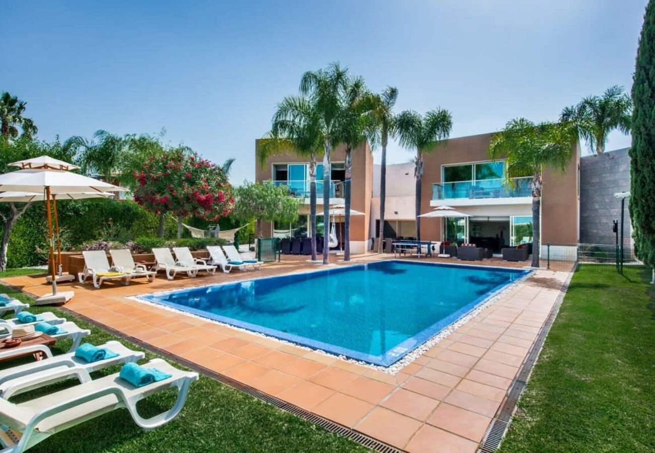 Villa in Vilamoura - Villa Laguna | 6 Bedrooms | Elegant | Vilamoura