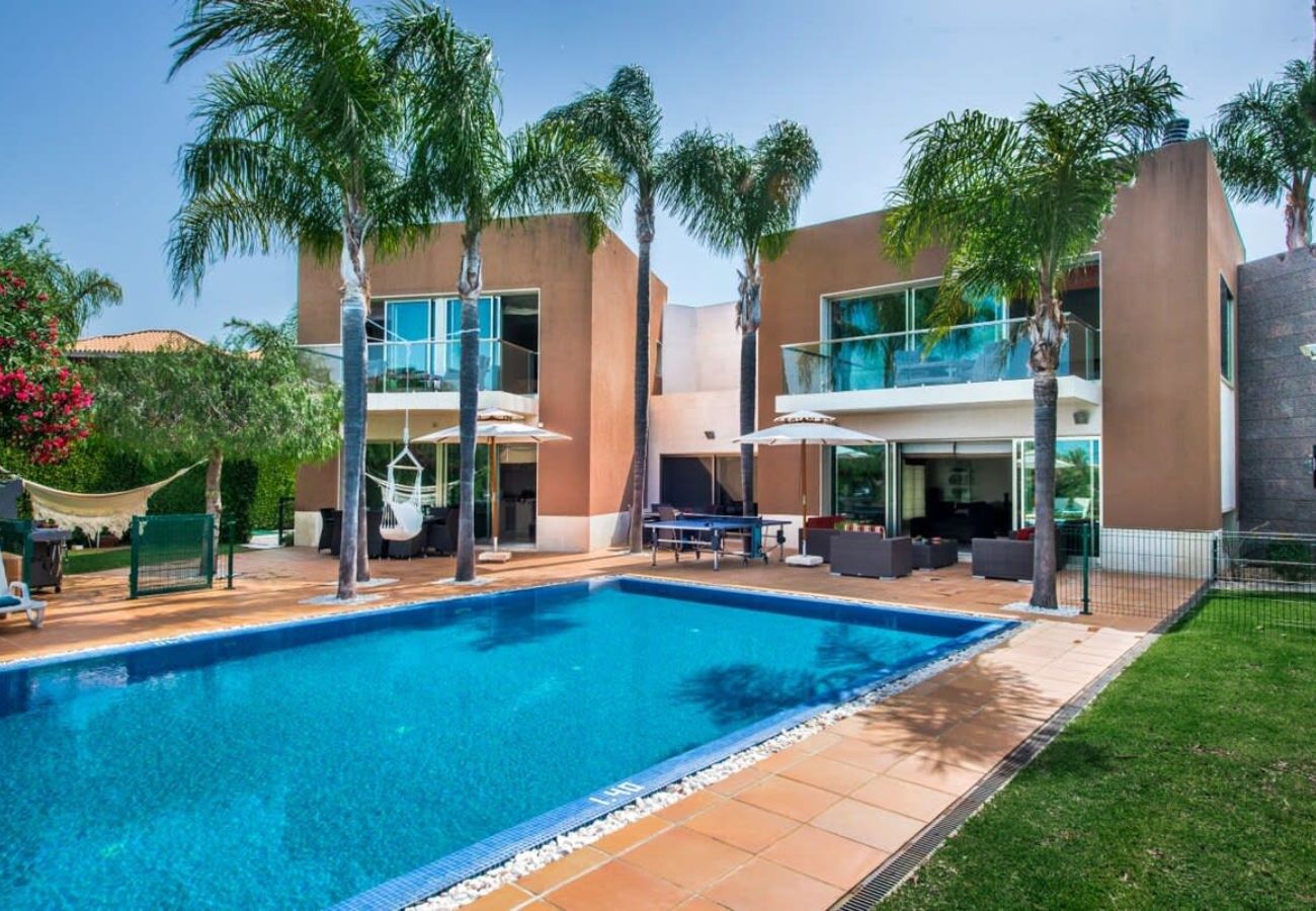 Villa in Vilamoura - Villa Laguna | 6 Bedrooms | Elegant | Vilamoura