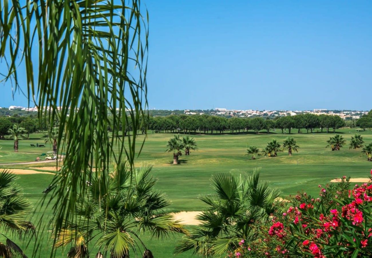 Villa in Vilamoura - Villa Laguna | 6 Bedrooms | Elegant | Vilamoura