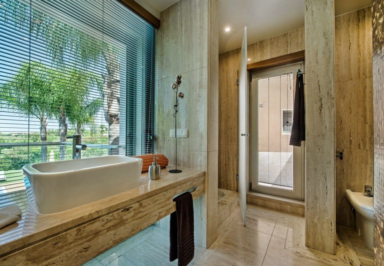 Villa in Vilamoura - Villa Laguna | 6 Bedrooms | Elegant | Vilamoura