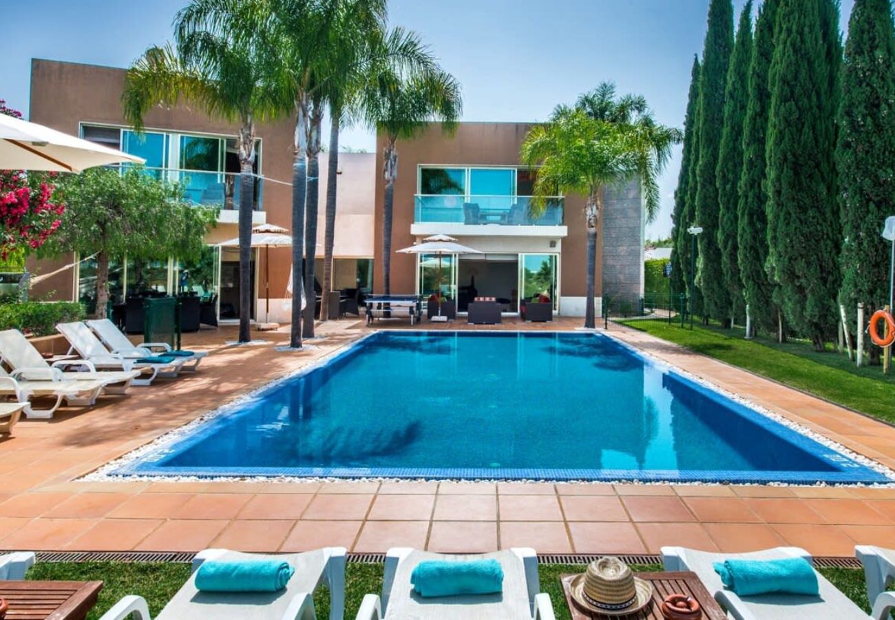 Villa in Vilamoura - Villa Laguna | 6 Bedrooms | Elegant | Vilamoura