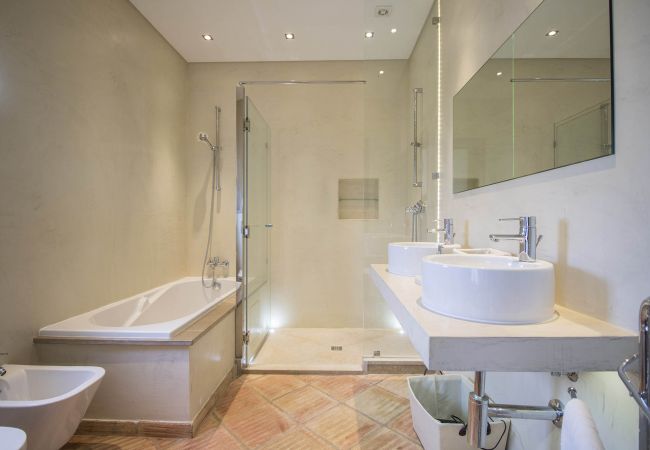 Cottage in Estoi - Casa Serena | 6 Bedrooms | Country House |  Estoi Cottage in Estoi - Casa Serena | 6 Bedrooms | Country House |  Estoi