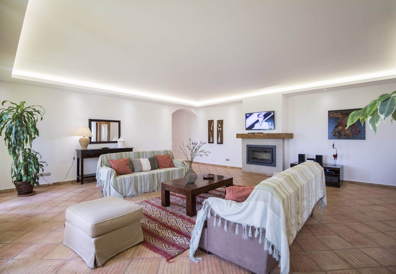 Cottage in Estoi - Casa Serena | 6 Bedrooms | Country House |  Estoi