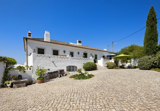 Villa in Vilamoura - Villa Minhota Villa in Vilamoura - Villa Minhota