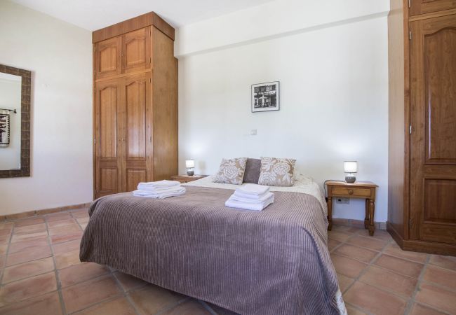 Villa in Loulé - Villa Angel | 2 Bedrooms | Panoramic Views | Parragil Villa in Loulé - Villa Angel | 2 Bedrooms | Panoramic Views | Parragil