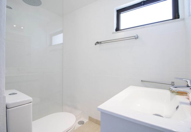 Villa in Faro - Villa Caribe | 5 Bedrooms | Panoramic Views | São Brás Villa in Faro - Villa Caribe | 5 Bedrooms | Panoramic Views | São Brás