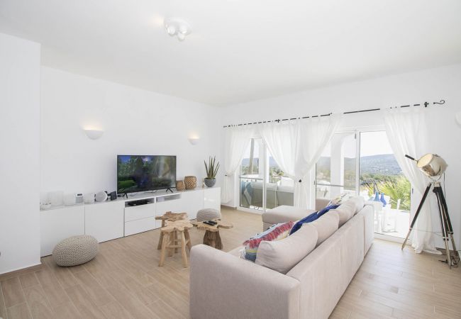 Villa in Faro - Villa Caribe | 5 Bedrooms | Panoramic Views | São Brás Villa in Faro - Villa Caribe | 5 Bedrooms | Panoramic Views | São Brás