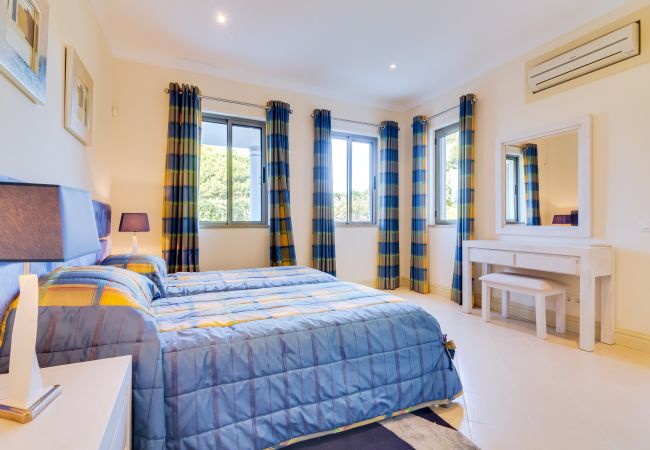 Villa in Quinta do Lago - Villa Hibiscus Villa in Quinta do Lago - Villa Hibiscus