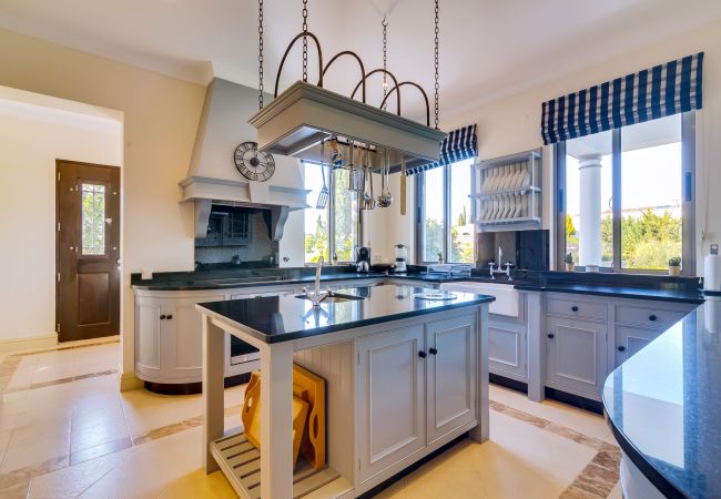 Villa in Quinta do Lago - Villa Hibiscus Villa in Quinta do Lago - Villa Hibiscus