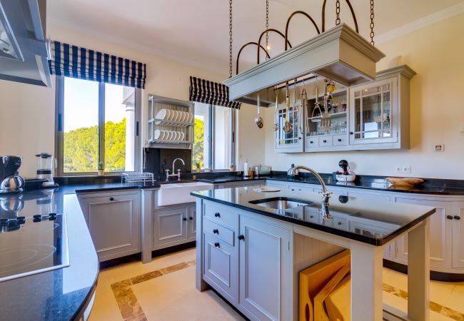 Villa in Quinta do Lago - Villa Hibiscus Villa in Quinta do Lago - Villa Hibiscus