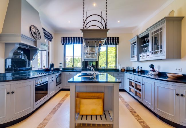 Villa in Quinta do Lago - Villa Hibiscus Villa in Quinta do Lago - Villa Hibiscus