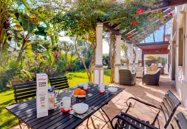 Villa in Quinta do Lago - Villa Hibiscus Villa in Quinta do Lago - Villa Hibiscus