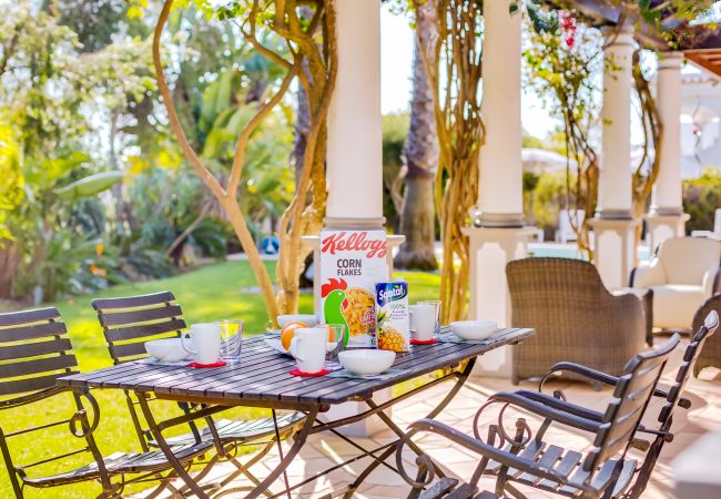 Villa in Quinta do Lago - Villa Hibiscus Villa in Quinta do Lago - Villa Hibiscus