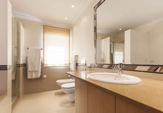 Villa in Vale do Lobo - Villa Amari Villa in Vale do Lobo - Villa Amari