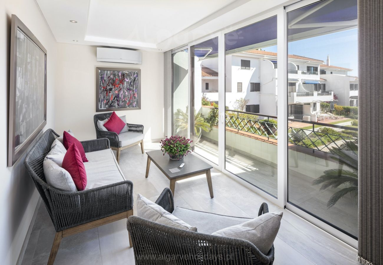 Apartment in Quinta do Lago - Apartamento Lakeside 119