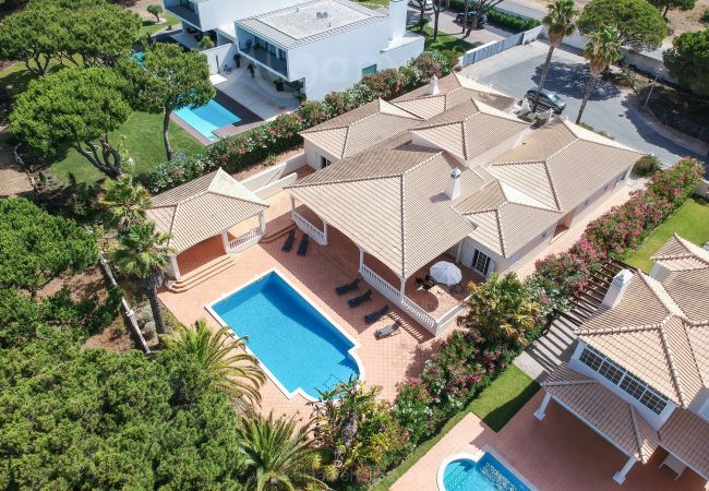 Villa/Dettached house in Vilamoura - Villa Magellan | 4 Bedrooms | Golf Front | Vilamoura