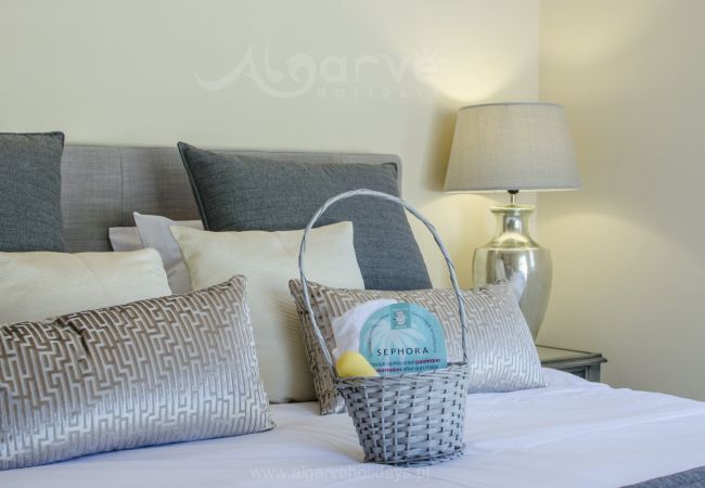 Villa in Vilamoura - Villa Magellan | 4 Bedrooms | Golf Front | Vilamoura Villa in Vilamoura - Villa Magellan | 4 Bedrooms | Golf Front | Vilamoura