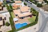 Villa in Albufeira - Villa Tulipa | 4 Bedrooms | Private Swimming Pool | Albufeira