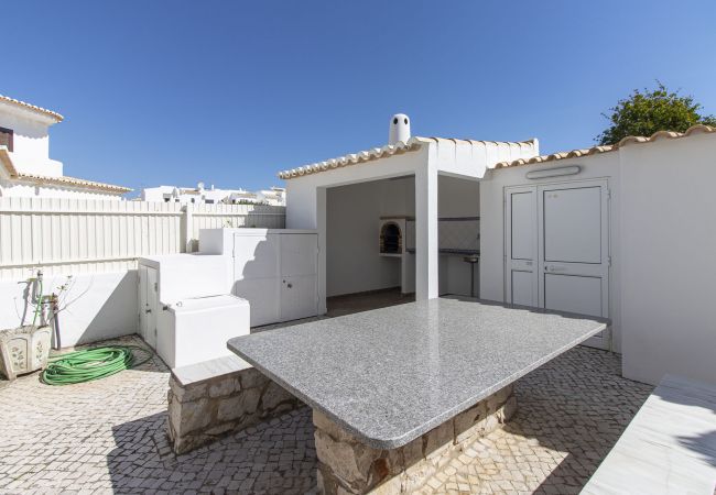Villa in Galé - Villa Brisa do Mar | 4 Bedrooms | Walking Distance | Galé Villa in Galé - Villa Brisa do Mar | 4 Bedrooms | Walking Distance | Galé