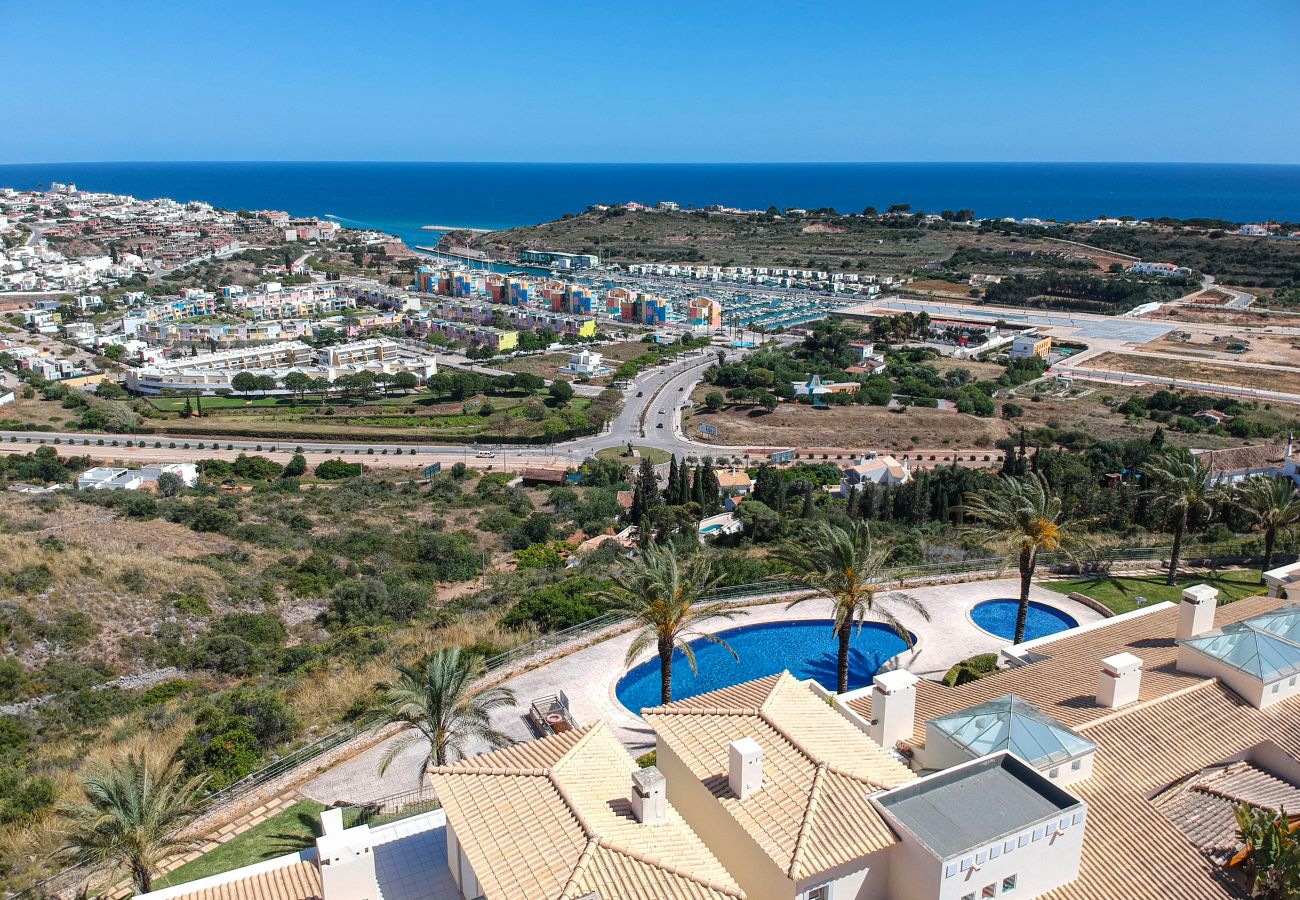 House in Albufeira - Casa Coral | 3 Bedrooms | Great Views | Modern