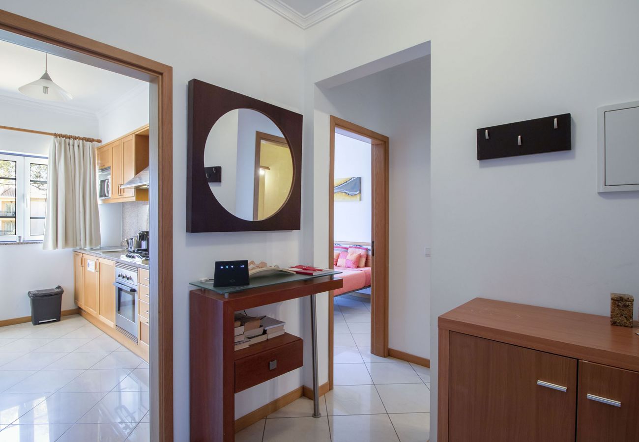 Apartment in Albufeira - Apartamento Pedra T1 | 1 Bedroom | Central | Oura