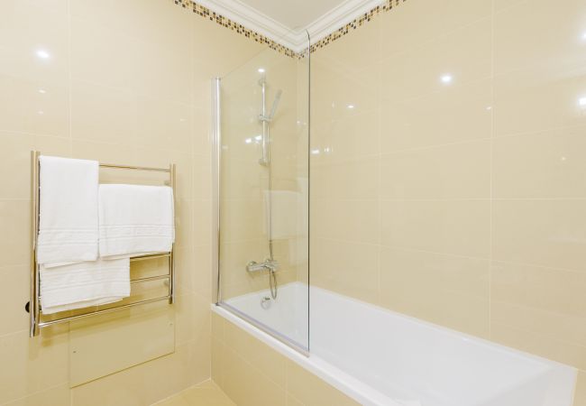 Villa in Lagos - Boavista Resort - Bayview Villa in Lagos - Boavista Resort - Bayview