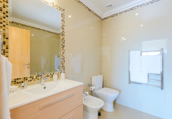 Villa in Lagos - Boavista Resort - Bayview Villa in Lagos - Boavista Resort - Bayview