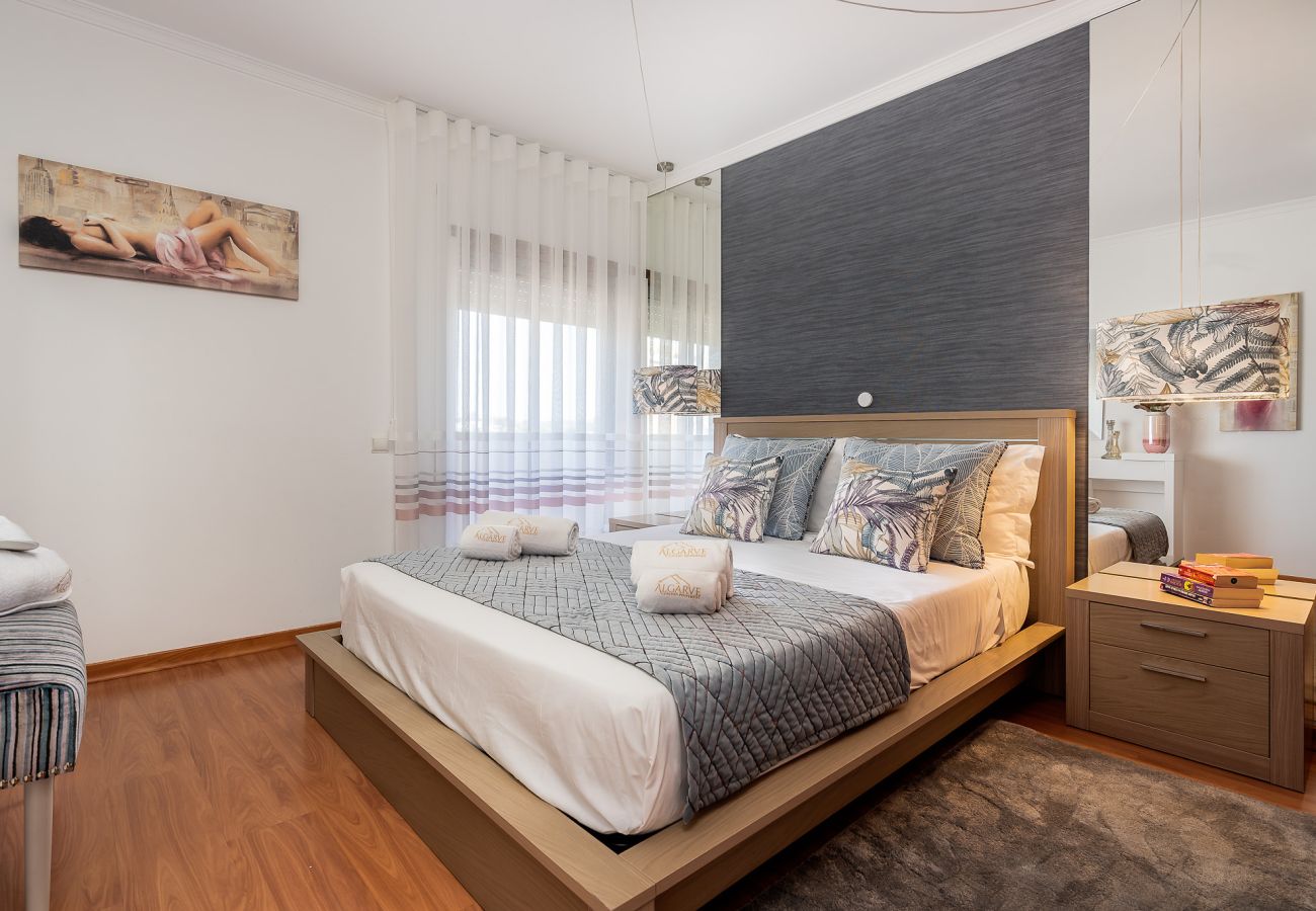 Apartment in Lagos - Sea La Vie | On the Beach, City Center & Marina 