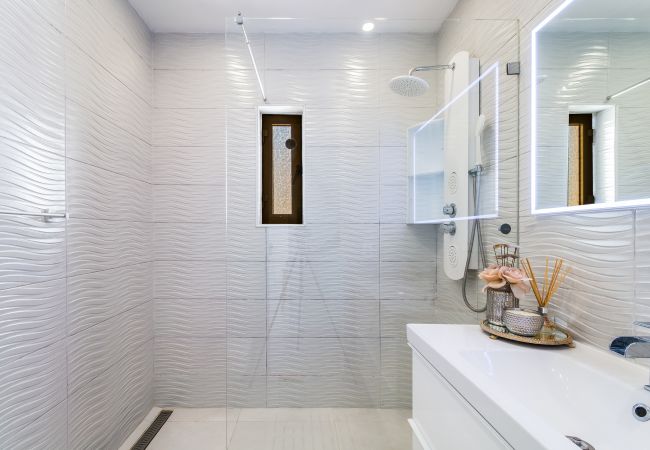 Apartment in Lagos - Iberlagos: Casa Luna | Top Location | Dona Ana Beach Apartment in Lagos - Iberlagos: Casa Luna | Top Location | Dona Ana Beach