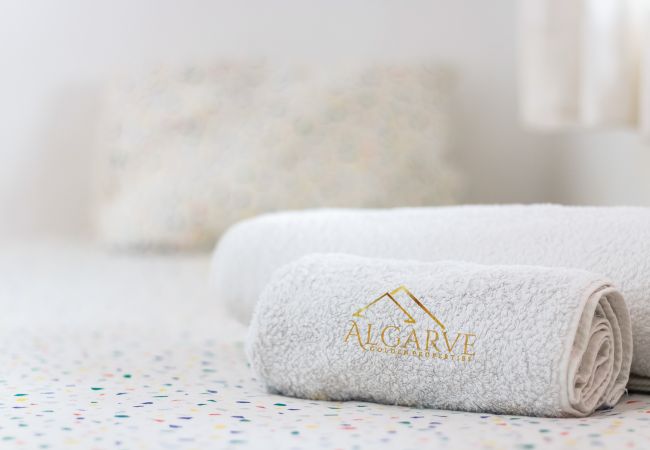 Apartment in Lagos - Iberlagos: Casa Luna | Top Location | Dona Ana Beach Apartment in Lagos - Iberlagos: Casa Luna | Top Location | Dona Ana Beach