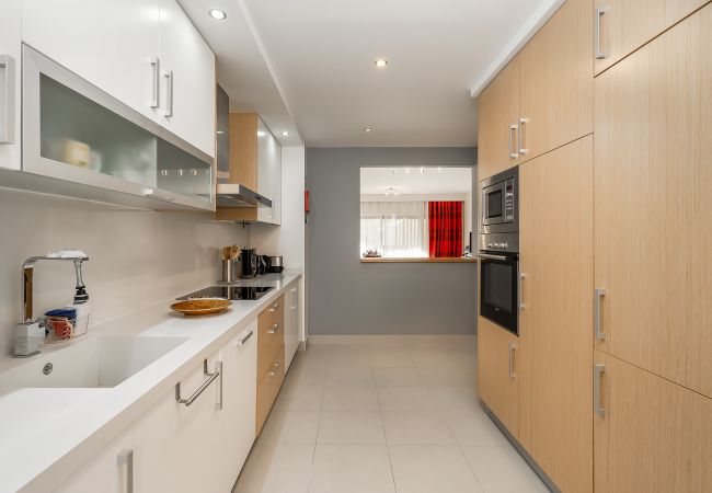 Apartment in Portimão - Praia da Rocha: Pool | Beach| Family Time Apartment in Portimão - Praia da Rocha: Pool | Beach| Family Time