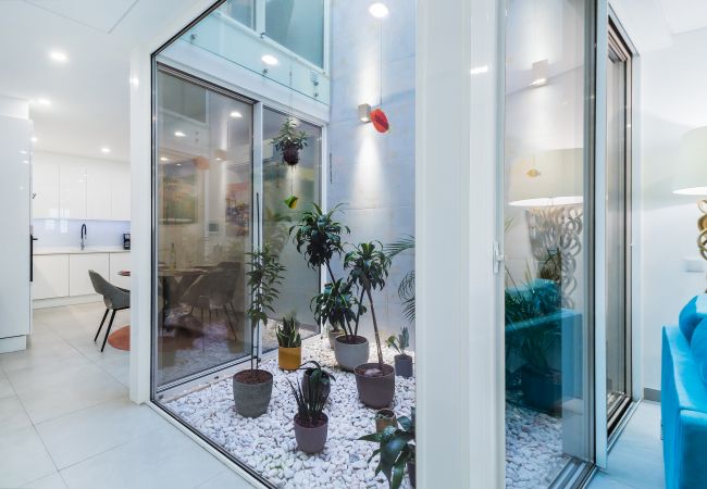 House in Lagos - Luxury Villa in Lagos Downtown | Terrace | WIFI House in Lagos - Luxury Villa in Lagos Downtown | Terrace | WIFI