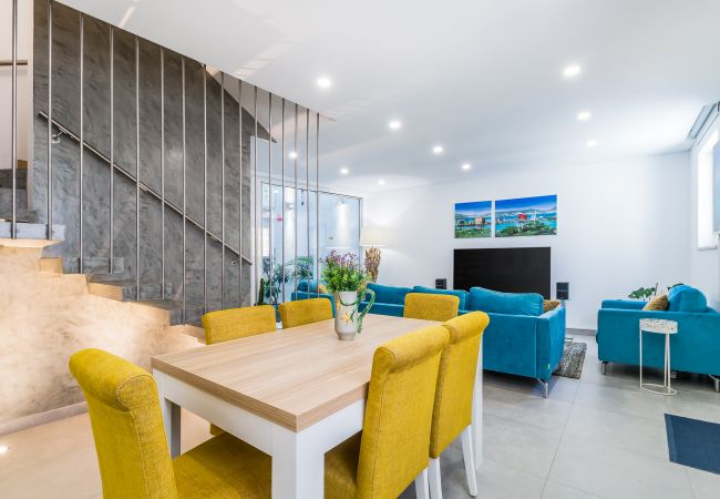 House in Lagos - Luxury Villa in Lagos Downtown | Terrace | WIFI House in Lagos - Luxury Villa in Lagos Downtown | Terrace | WIFI