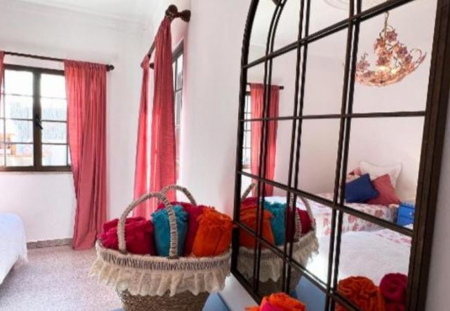 Villa in Faro - Villa Sunshine | 5 Bedrooms | Sunny | Faro Villa in Faro - Villa Sunshine | 5 Bedrooms | Sunny | Faro